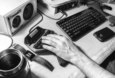 巴坎布开心自己打入两球：希望后面每场都能赢