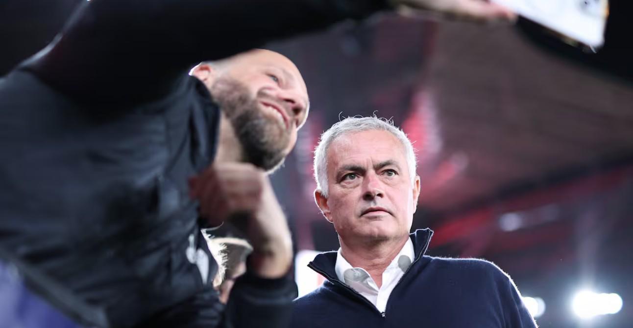 天博体育官方入口-球报总监：穆帅执教切尔西和皇马时不这样，带曼联之后就变了